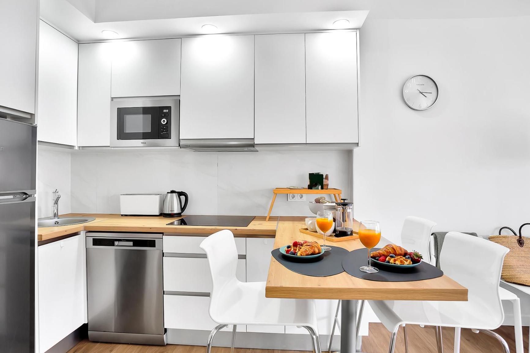 Modern Beach Apartment Romana Playa 723 In Marbella, Elviria Екстер'єр фото