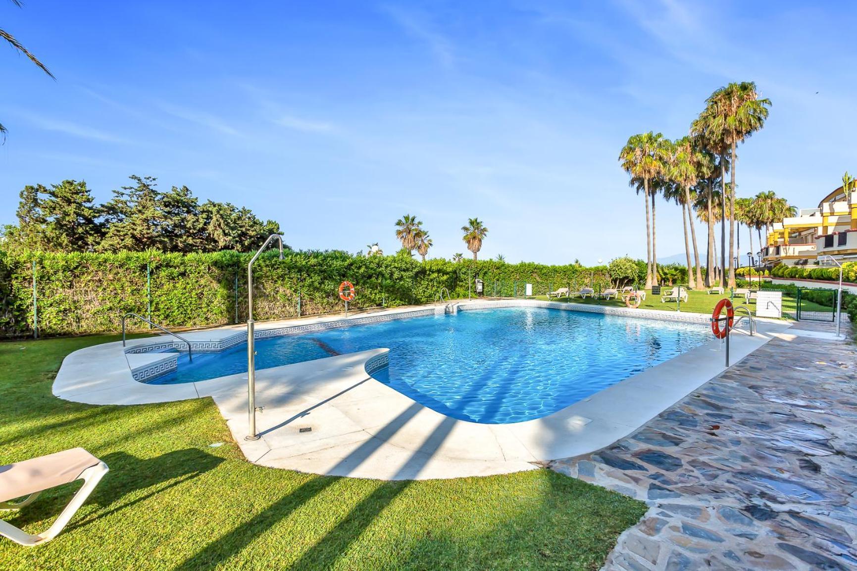 Modern Beach Apartment Romana Playa 723 In Marbella, Elviria Екстер'єр фото