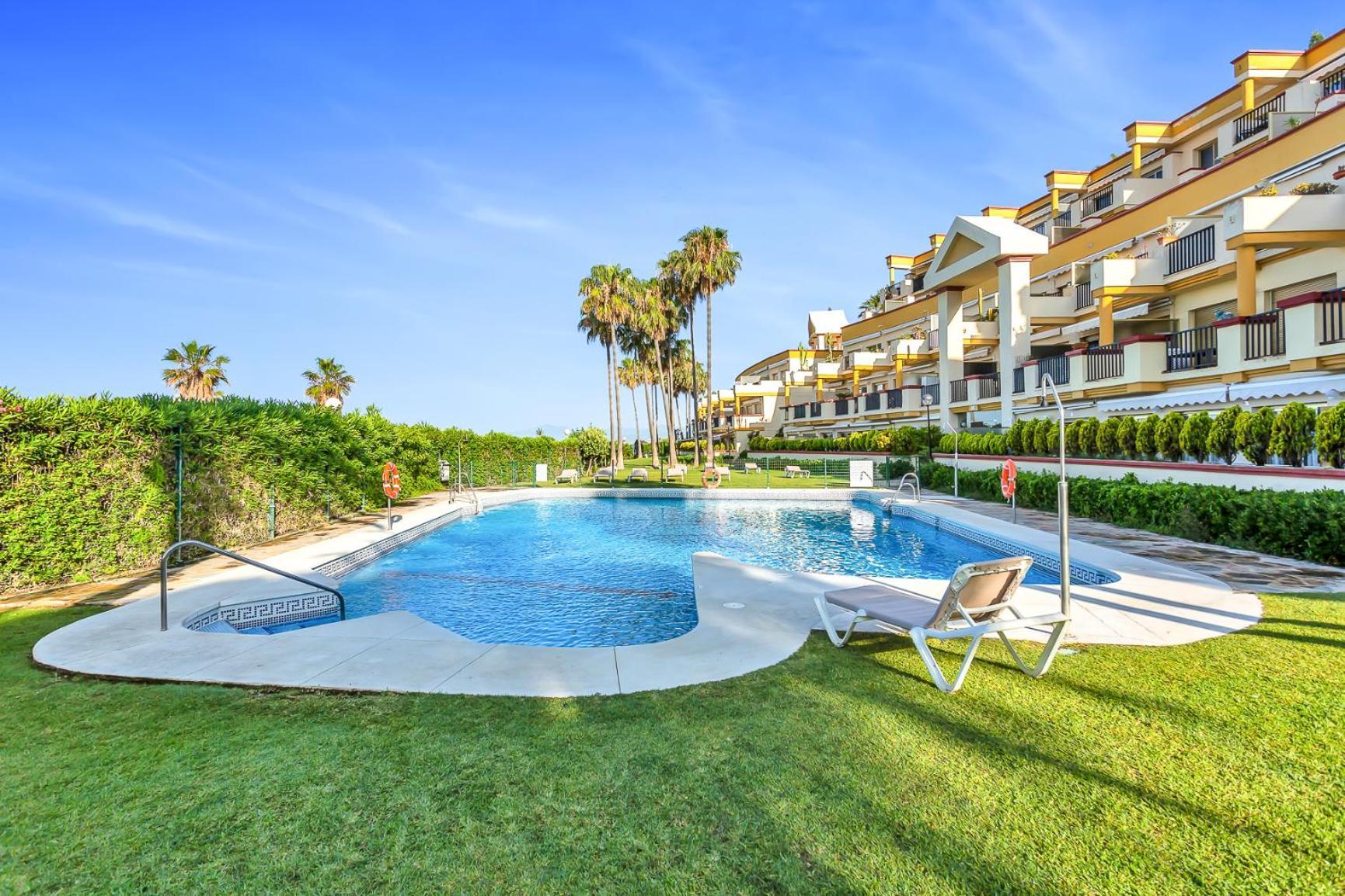 Modern Beach Apartment Romana Playa 723 In Marbella, Elviria Екстер'єр фото