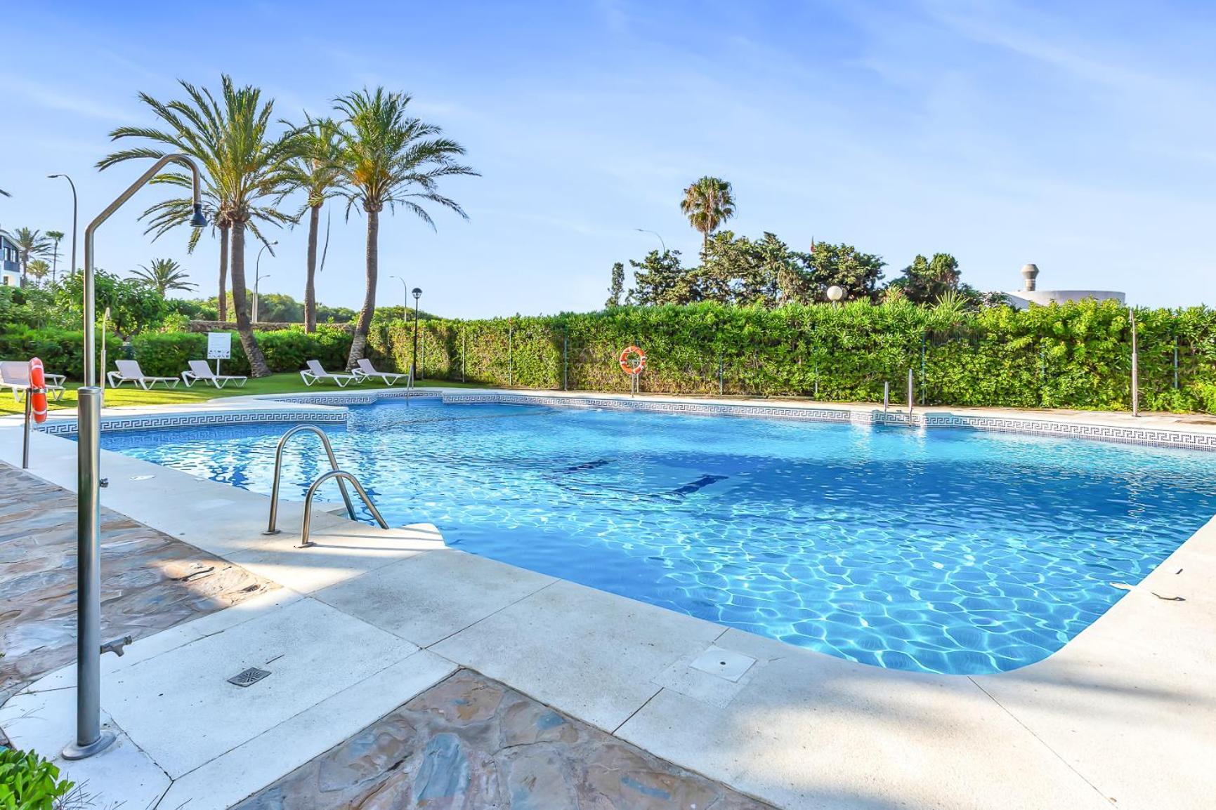 Modern Beach Apartment Romana Playa 723 In Marbella, Elviria Екстер'єр фото